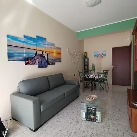 Апартаменты Al Cortiletto 32 Реджо-ди-Калабрия